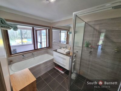 2 HUSTONS Road, Wondai