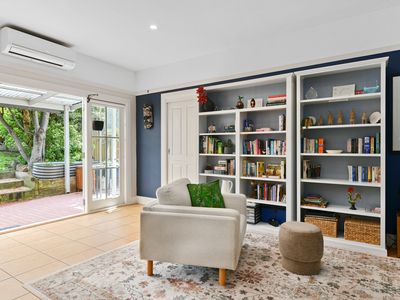 11 Salier Crescent, Mount Stuart