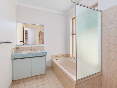 3 Bole Place, Kenwick