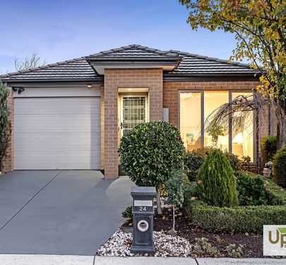 24 Bimberry Circuit, Clyde