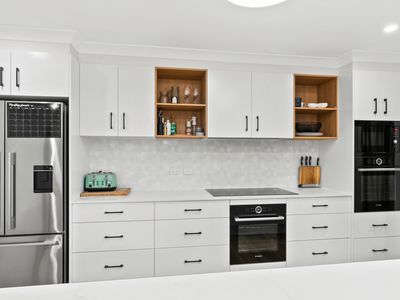 2 Centennial Court, Bomaderry