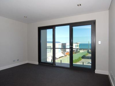 4/8 Sorrento Street, North Beach