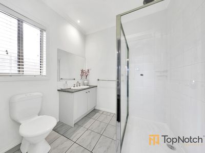 31 Hayston Boulevard, Epping
