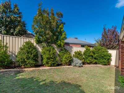 8 Gilba Place, Maida Vale