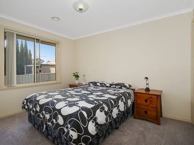 2 Medinah Ct, West Wodonga