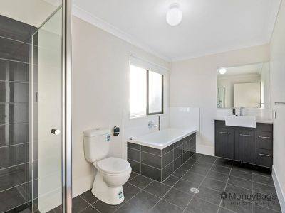 105-111 Panitz Drive, Jimboomba