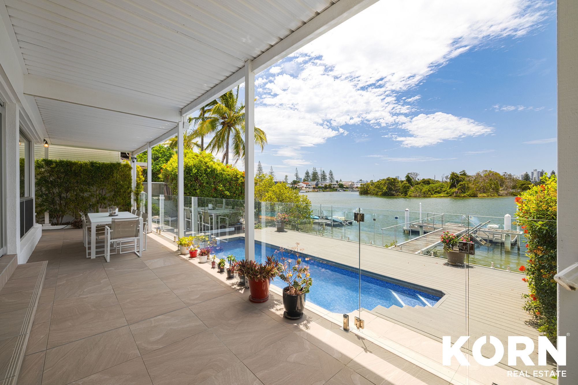 53 The Corso, Surfers Paradise