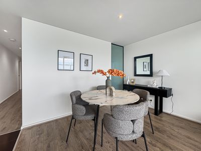 203 / 2A Montrose Place, Hawthorn East