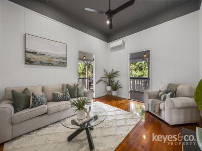 28 Townsend Street, Mysterton