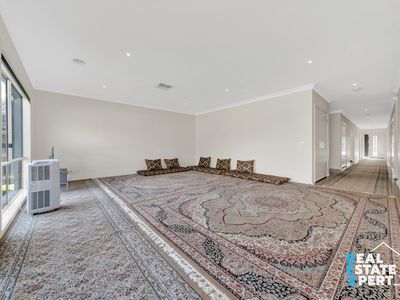 20 Starlight Rise, Cranbourne East