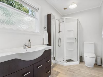 673 West Coast Road, Oratia