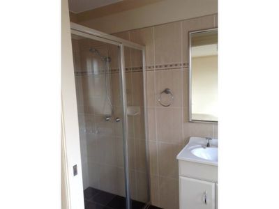 2 / 49 College Avenue, Blackbutt