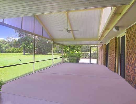 Cooroibah Rural Retreat image 4