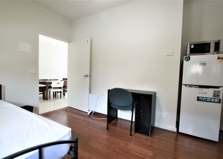 2 / 108 (R2) Wellington Road, Clayton