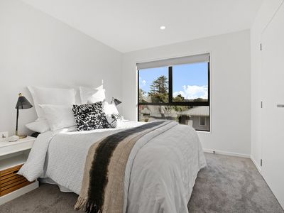 41 Red Arches Road, Henderson