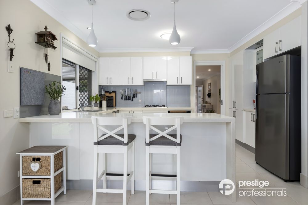 5 Wollemi Court, Wattle Grove