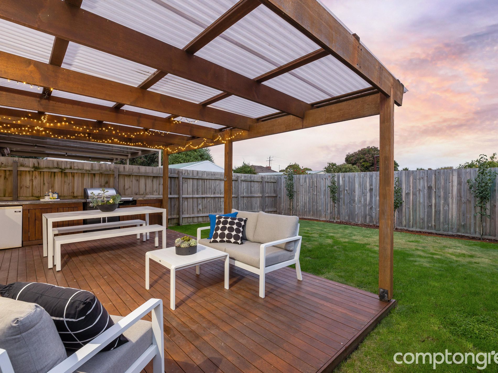 2 / 143 Mitchell Street, Maidstone