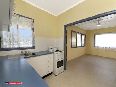5 Bottomley Street, Brassall