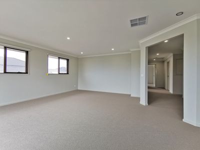 23 Abbotswick Circuit, Williams Landing