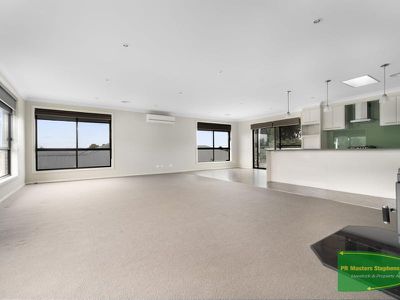 9 Piggott Place, Blayney