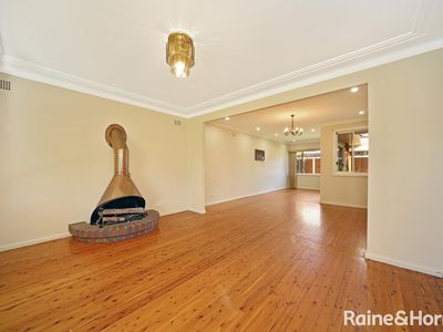 39 Mountview Avenue, Beverly Hills