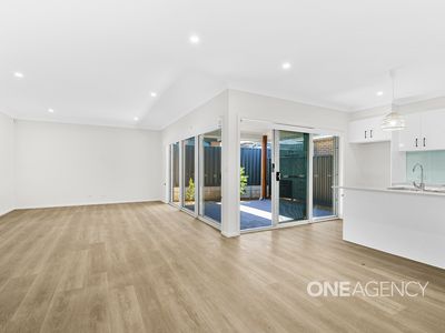 1 / 52 Peacehaven Way, Sussex Inlet