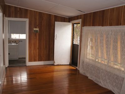 16 Johnson Street, Horsham