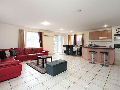 27 Retford Close, Werribee