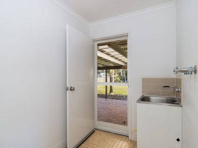 13 Honeysuckle Avenue, Kawungan