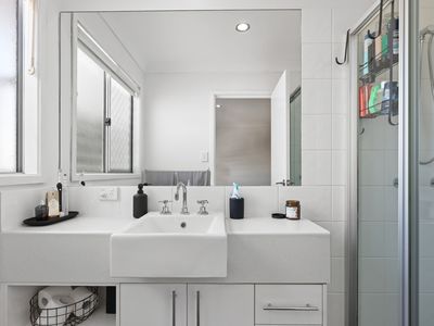 8 / 10 David Street, Nundah