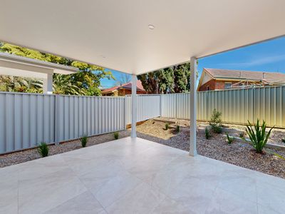 7 Gowrie Crescent, Westmead