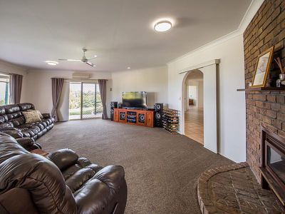 12 Kathy Street, Kingaroy
