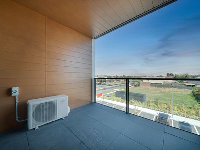 207/93 Furlong Road, Cairnlea