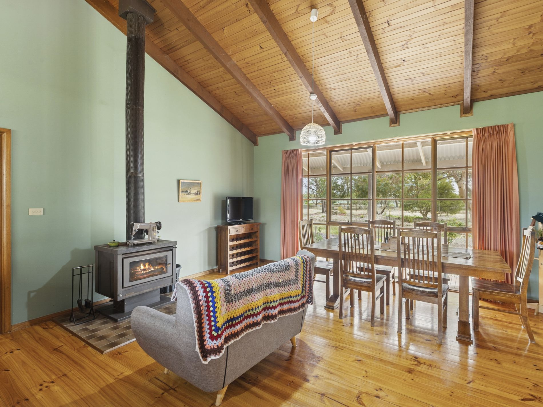 290 HIGHLANDS ROAD, Seymour