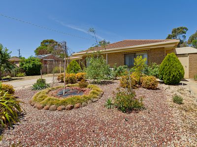 32 Blakeley Road, Castlemaine