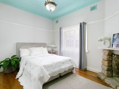 266 Gloucester Road, Beverly Hills