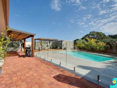 2 Emperor Way, Yanchep