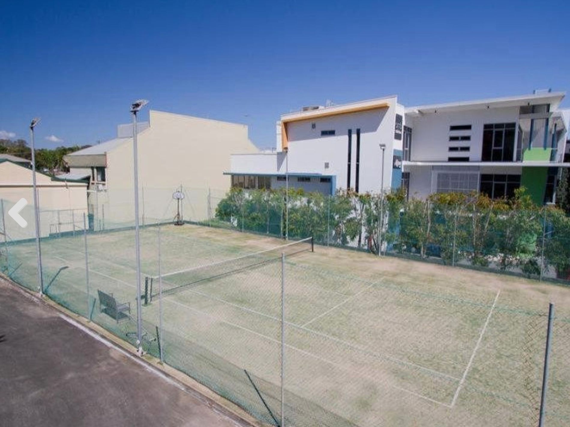 5c / 10 Marine Parade, Southport