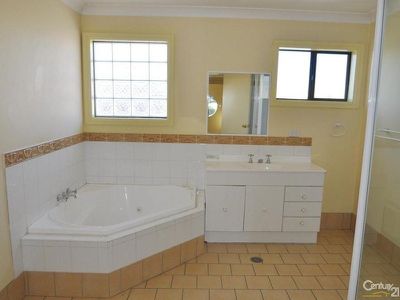 20 Ronald Street, Dubbo