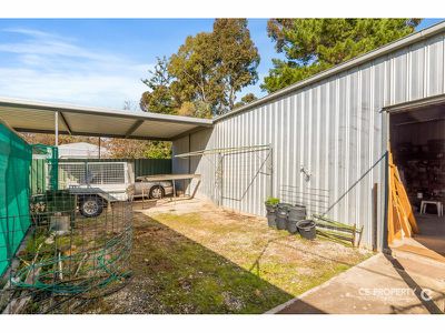 6 Myrtlebank Court, Williamstown