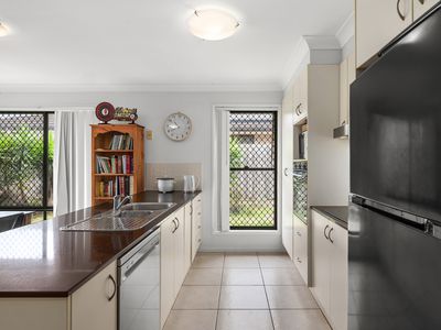 6 Alexander Close, Redbank Plains