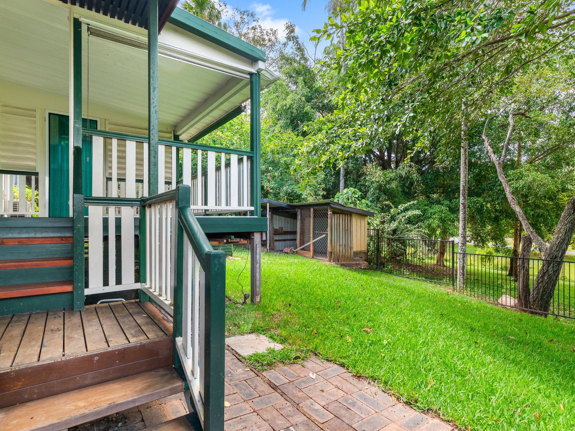 85 Cassowary Street, Freshwater