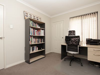 20B Myindee Way, Nollamara