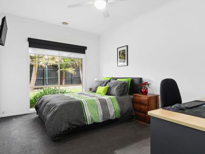 4 Palagia Court, Somerville
