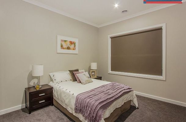 30 Perugia Avenue, Greenvale
