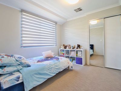 5 Linaker Street , Baldivis