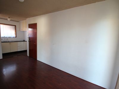 3 / 16 Hurry Crescent, Warrawong