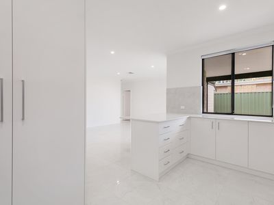 16 Ashville Grange, Henley Brook