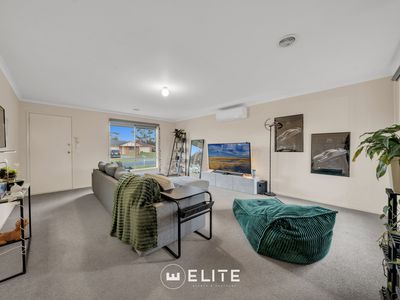 32 Osborn Grove, Pakenham