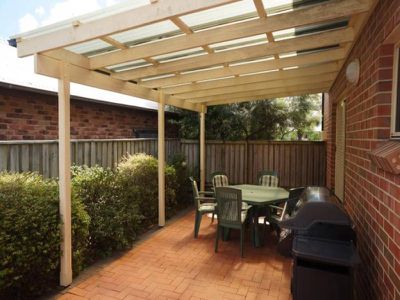 1 / 4 Bowral St, Hawks Nest
